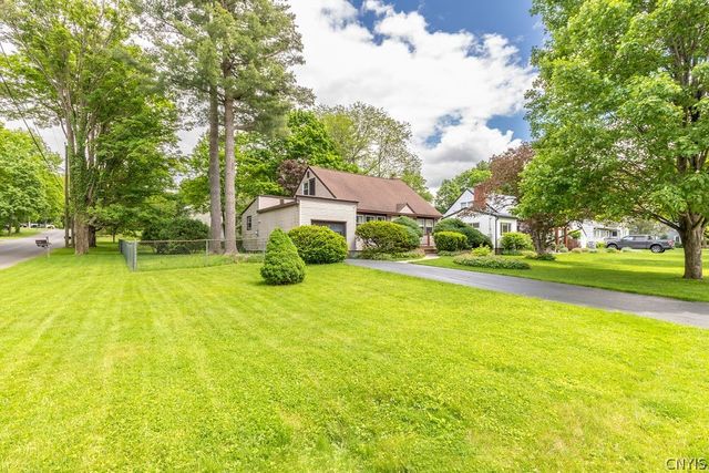 217 Redfield Avenue, Manlius, NY 13066