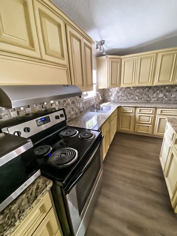 273 Running Meadows Rd, Portland, TN 37148