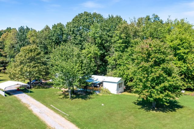 273 Running Meadows Rd, Portland, TN 37148