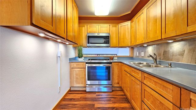 6133 Summer Street 6133B, Honolulu, HI 96821