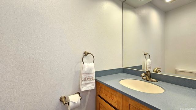 6133 Summer Street 6133B, Honolulu, HI 96821