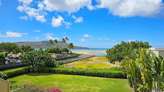 6133 Summer Street 6133B, Honolulu, HI 96821