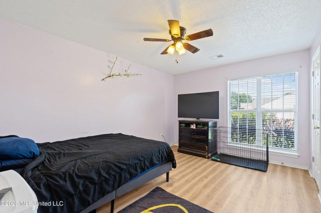 10331 Oak Leaf Drive, Olive Branch, MS 38654