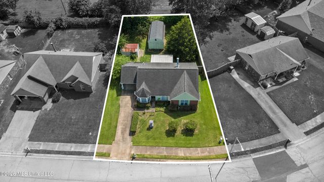 10331 Oak Leaf Drive, Olive Branch, MS 38654