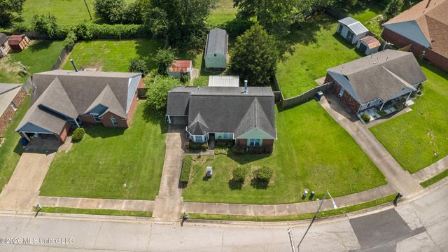 10331 Oak Leaf Drive, Olive Branch, MS 38654