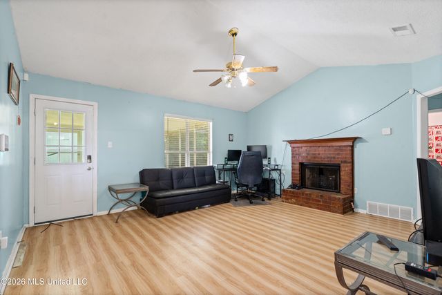 10331 Oak Leaf Drive, Olive Branch, MS 38654