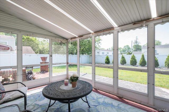 330 Woods Road, North Babylon, NY 11703