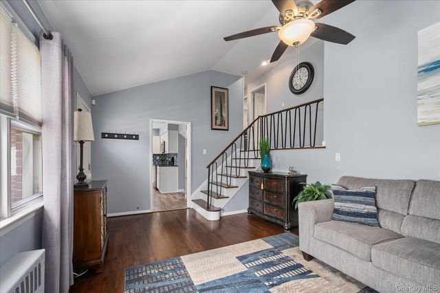 330 Woods Road, North Babylon, NY 11703