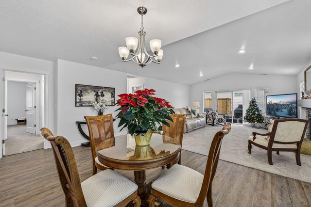 1055 NW Varnish Lane, Redmond, OR 97756