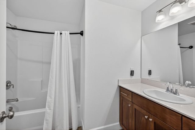 1055 NW Varnish Lane, Redmond, OR 97756