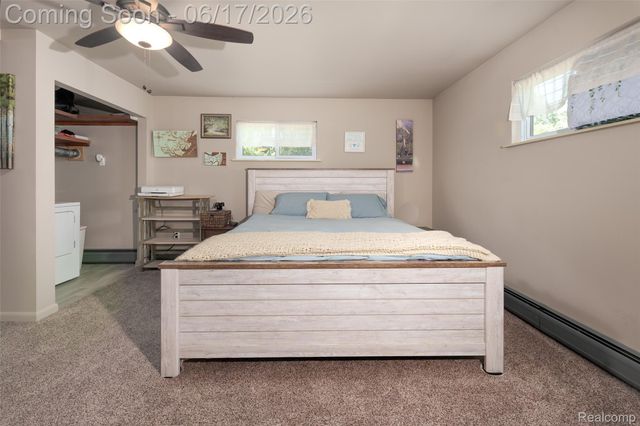 921 E Northfield Avenue, Pontiac, MI 48340