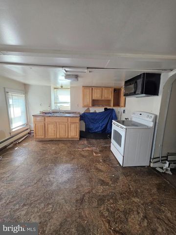 406 N CLINTON AVE, Trenton, NJ 08638