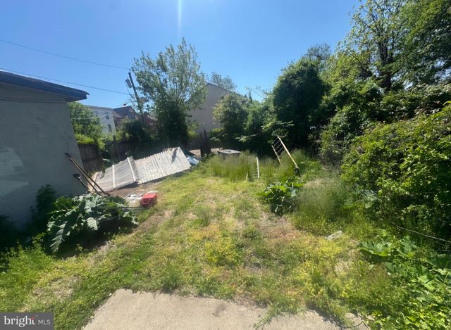 406 N CLINTON AVE, Trenton, NJ 08638