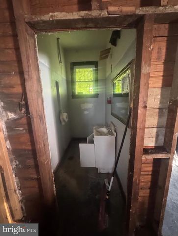 406 N CLINTON AVE, Trenton, NJ 08638