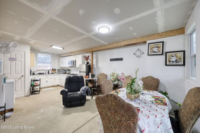 1248 Helck Ave, Louisville, KY 40213