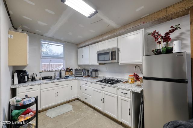 1248 Helck Ave, Louisville, KY 40213