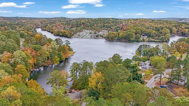 2488 Hi Roc NE Circle, Conyers, GA 30012