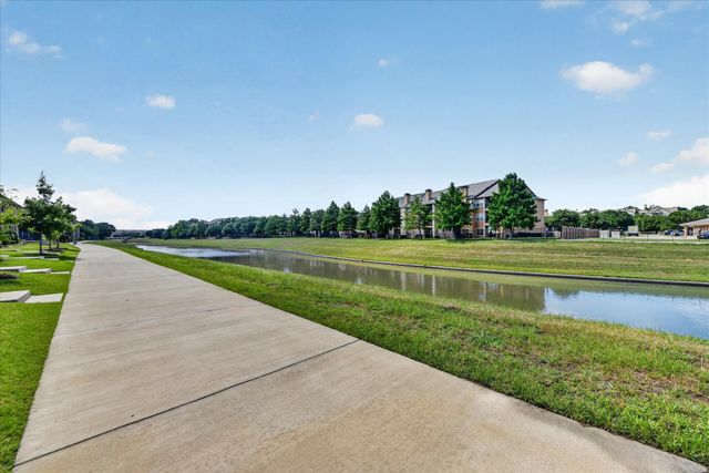 685 Watersedge Court, Lewisville, TX 75067