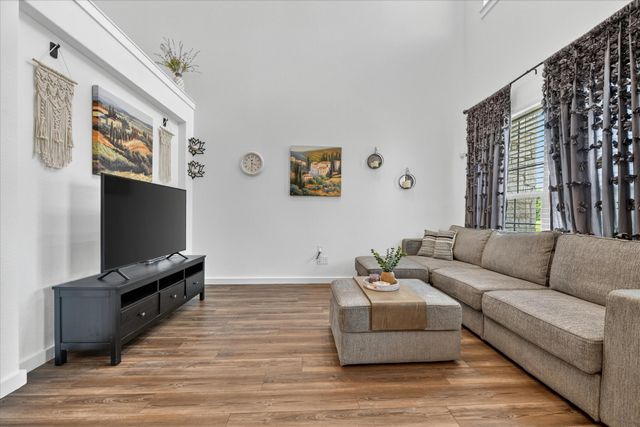 685 Watersedge Court, Lewisville, TX 75067