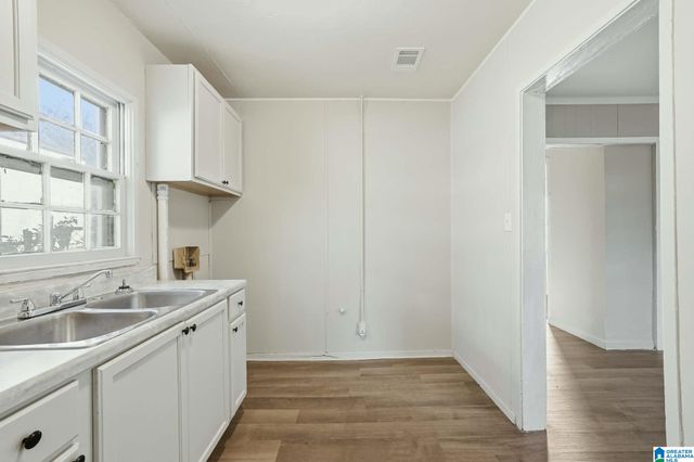 1860 WOODLAND AVENUE SW, Birmingham, AL 35211