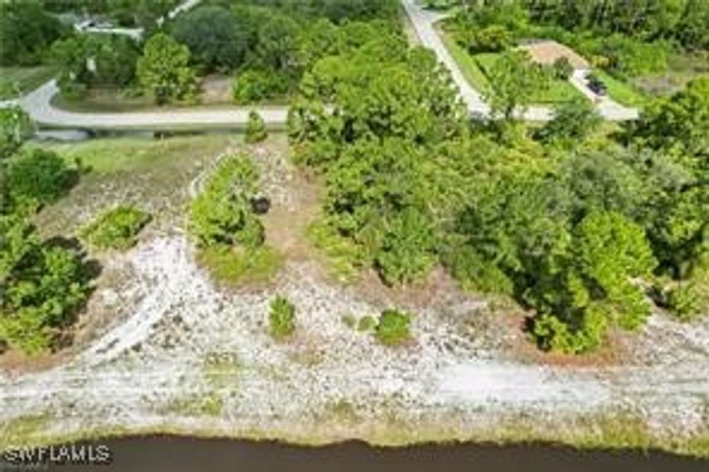 1267 Naples AVE S, Fort Myers, FL 33913