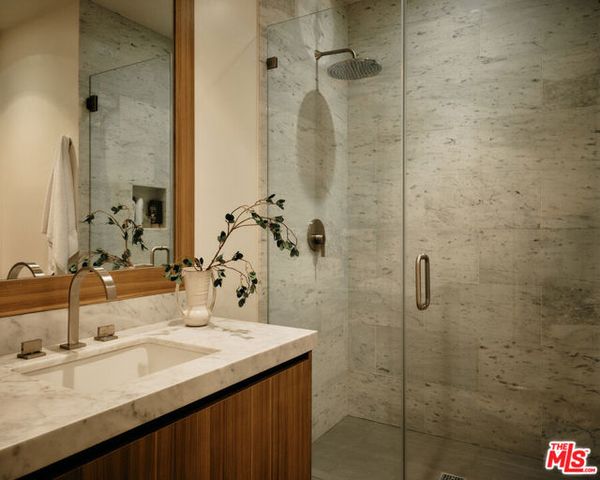 2635 Carman Crest Drive, Los Angeles, CA 90068