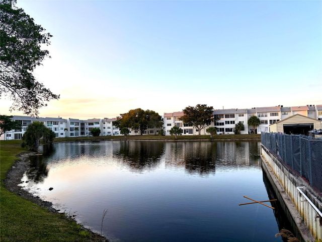 8130 Sunrise Lakes 308, Sunrise, FL 33322