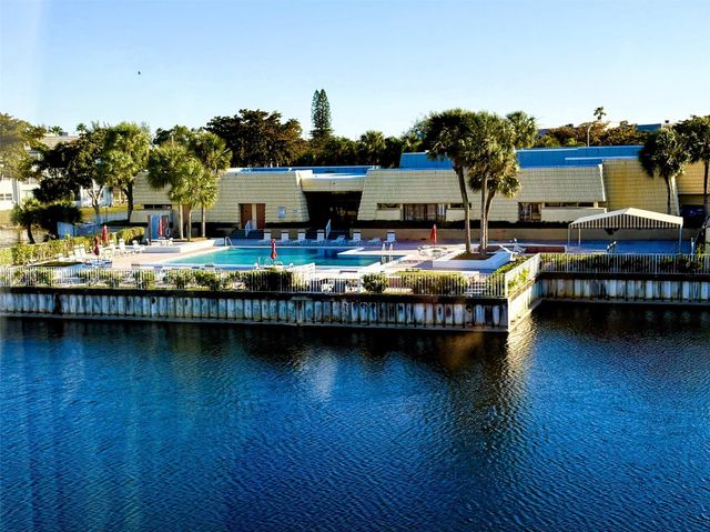 8130 Sunrise Lakes 308, Sunrise, FL 33322