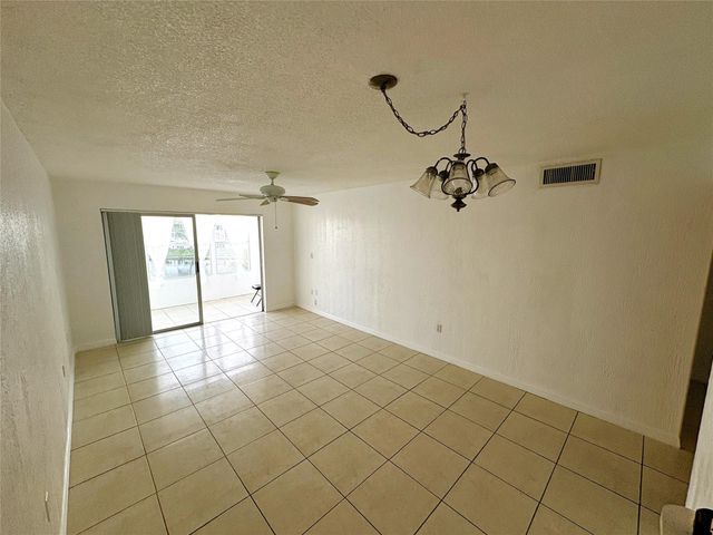 8130 Sunrise Lakes 308, Sunrise, FL 33322