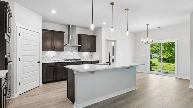 327 Harvest Point Blvd, Spring Hill, TN 37174