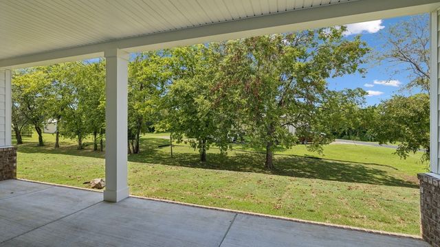 327 Harvest Point Blvd, Spring Hill, TN 37174