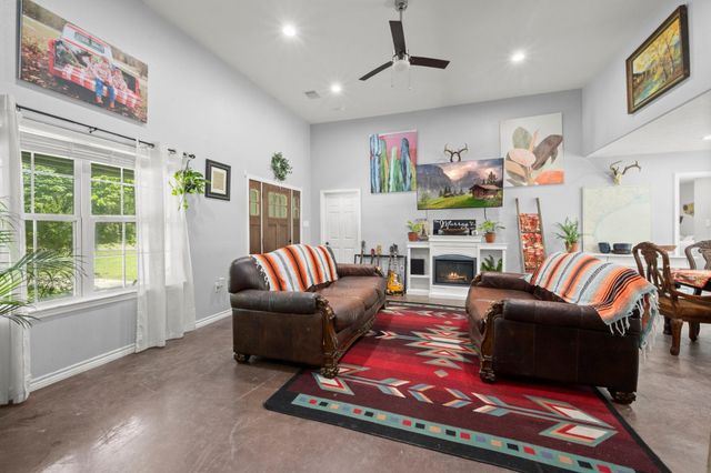 683 Cross Timbers, Livingston, TX 77351