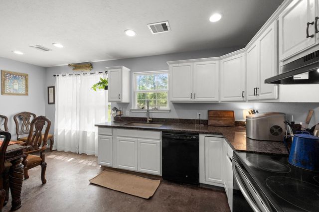 683 Cross Timbers, Livingston, TX 77351