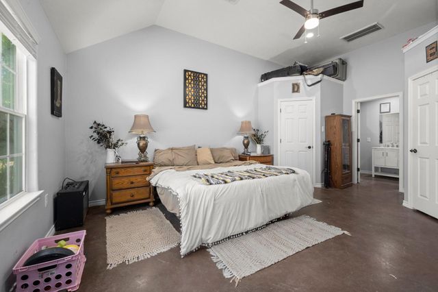 683 Cross Timbers, Livingston, TX 77351