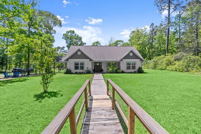 683 Cross Timbers, Livingston, TX 77351