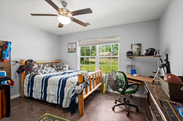 683 Cross Timbers, Livingston, TX 77351