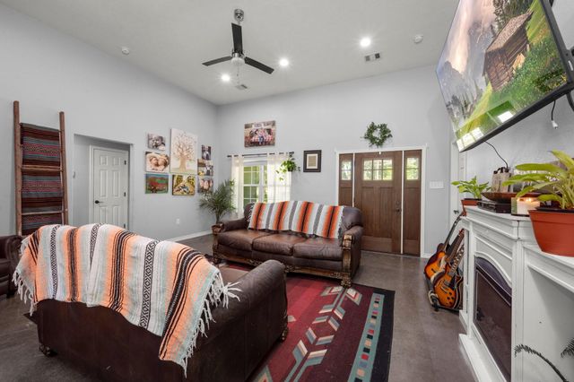 683 Cross Timbers, Livingston, TX 77351