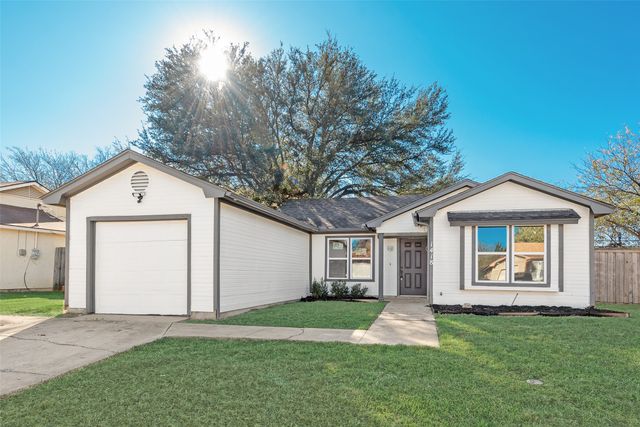 1418 Colonnade Drive, Arlington, TX 76018