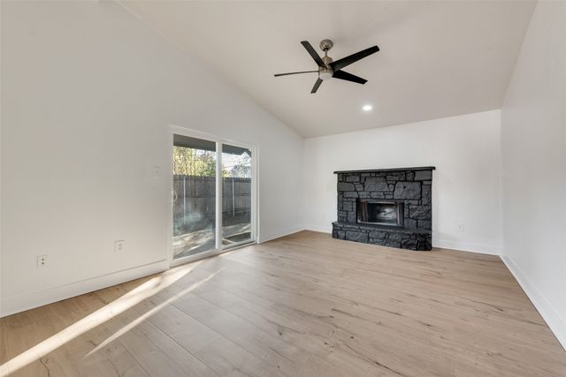 1418 Colonnade Drive, Arlington, TX 76018