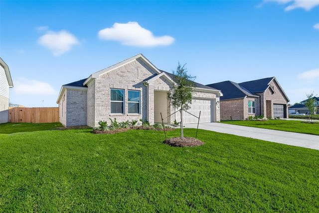 2115 Spring Hollow Drive, Baytown, TX 77521