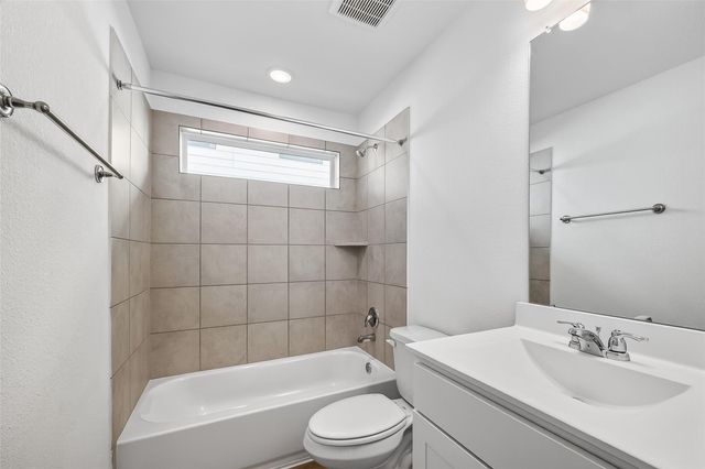 2115 Spring Hollow Drive, Baytown, TX 77521