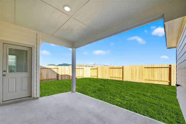 2115 Spring Hollow Drive, Baytown, TX 77521