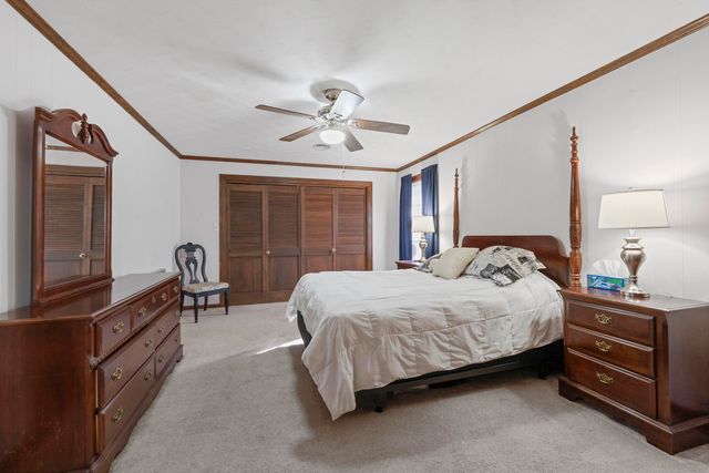 1694 S WHITE STATION RD, Memphis, TN 38117