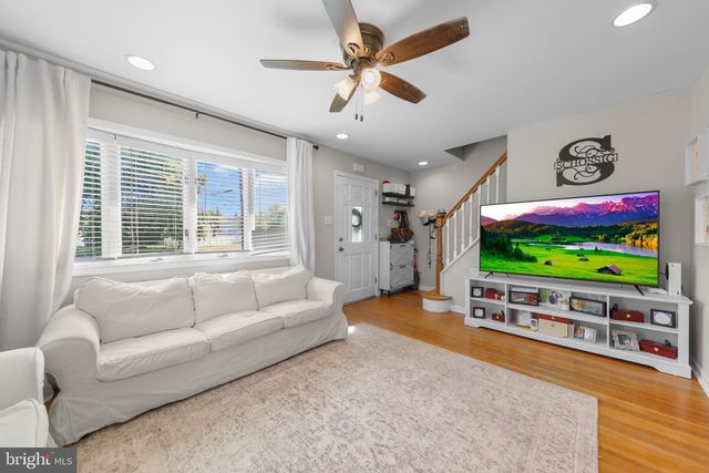 300 MERCER AVE, Bellmawr, NJ 08031