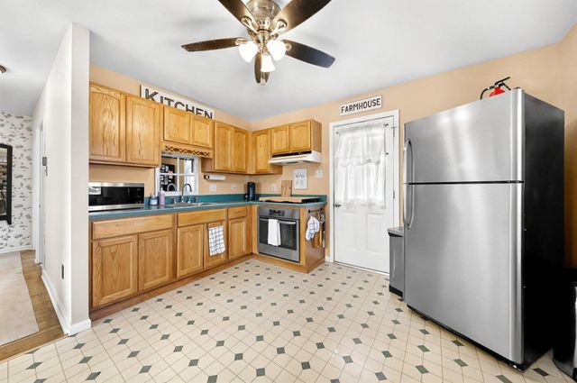 300 MERCER AVE, Bellmawr, NJ 08031
