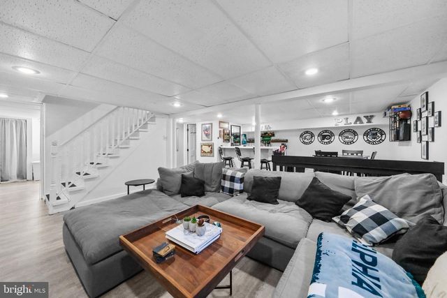 300 MERCER AVE, Bellmawr, NJ 08031