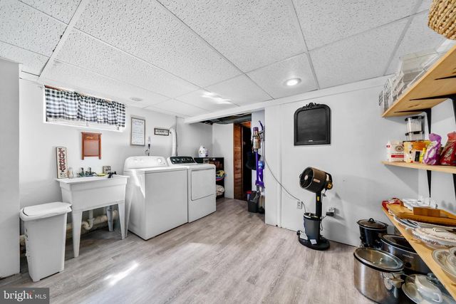300 MERCER AVE, Bellmawr, NJ 08031