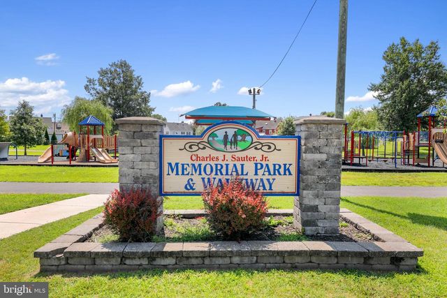 300 MERCER AVE, Bellmawr, NJ 08031