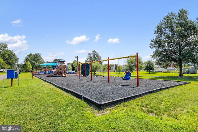 300 MERCER AVE, Bellmawr, NJ 08031
