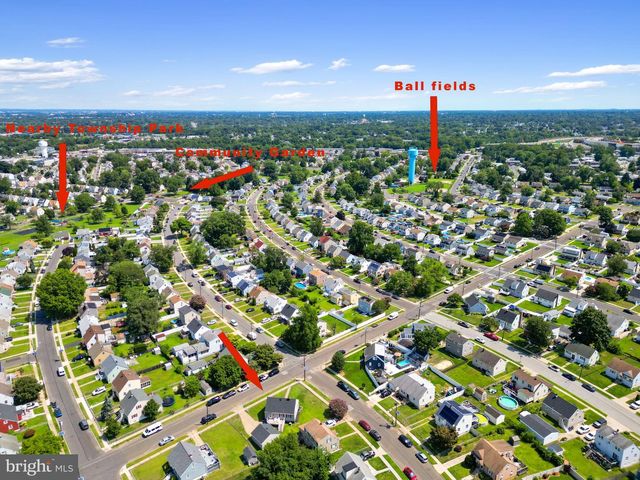 300 MERCER AVE, Bellmawr, NJ 08031